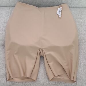 NWT Skims Body Butt Enhancing Padded Shorts Sz XL